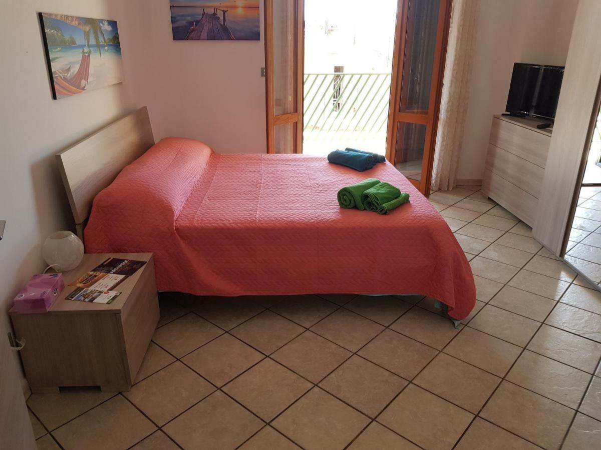La Pietra Di Noto Hotel ภายนอก รูปภาพ