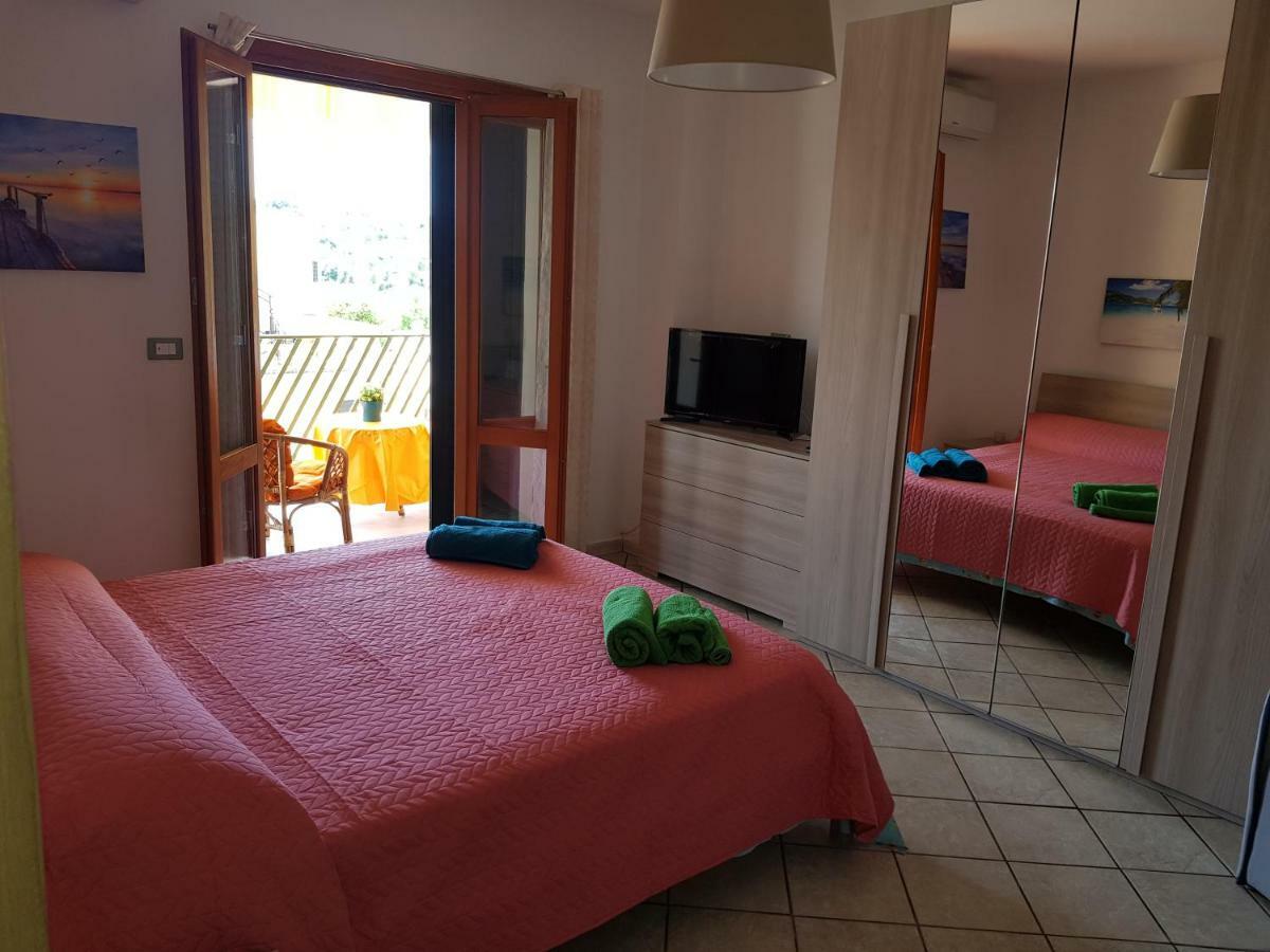 La Pietra Di Noto Hotel ภายนอก รูปภาพ